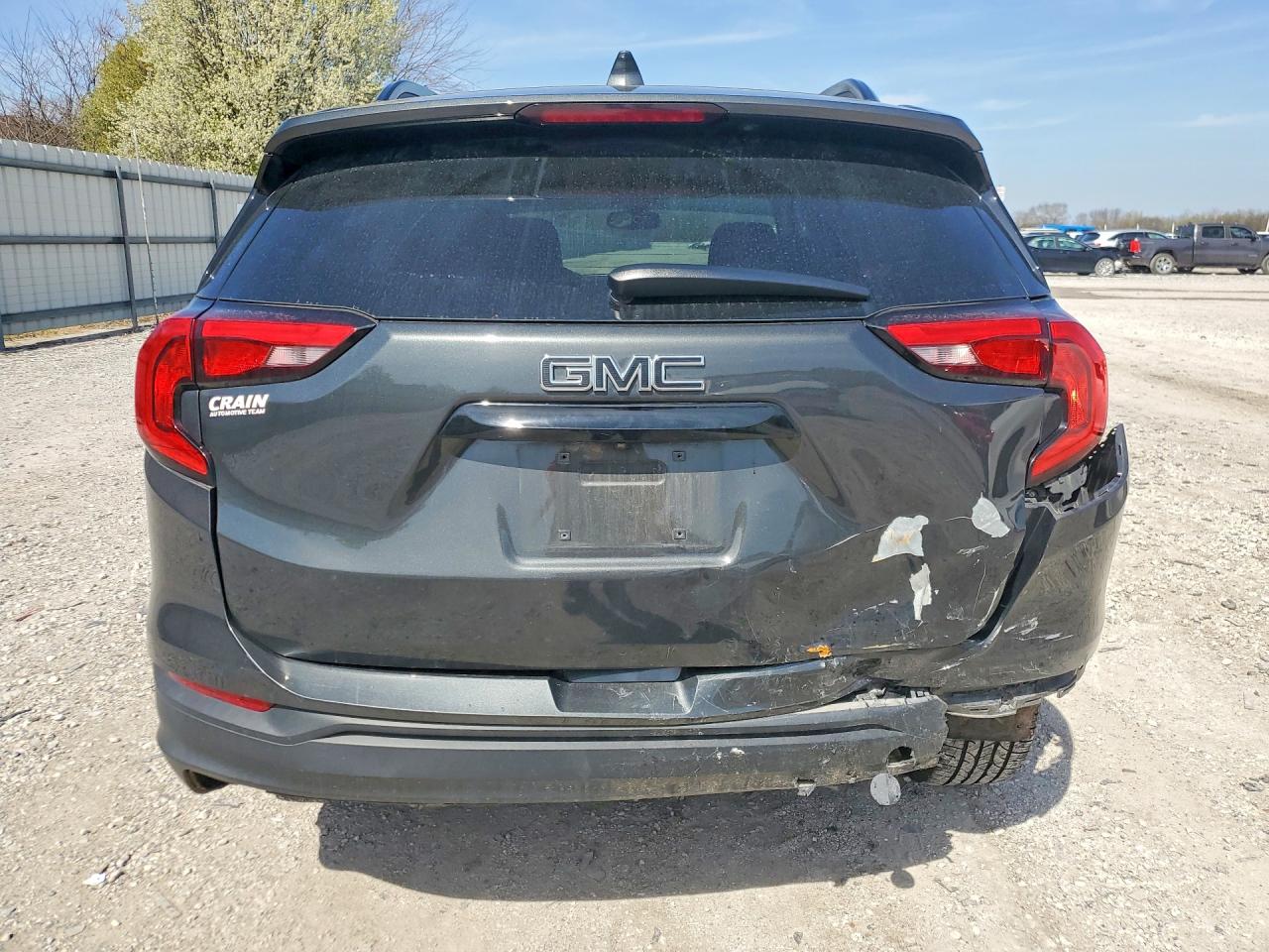 2020 GMC TERRAIN SLE photo 6