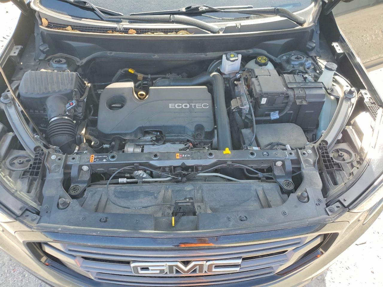 2020 GMC TERRAIN SLE photo 12