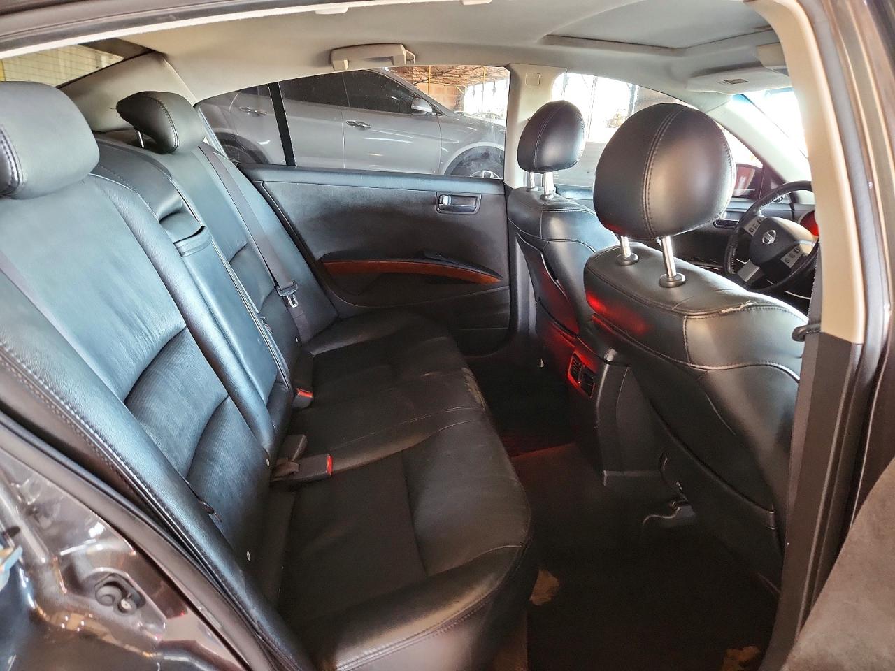 2005 NISSAN MAXIMA 3.5 SE photo 28