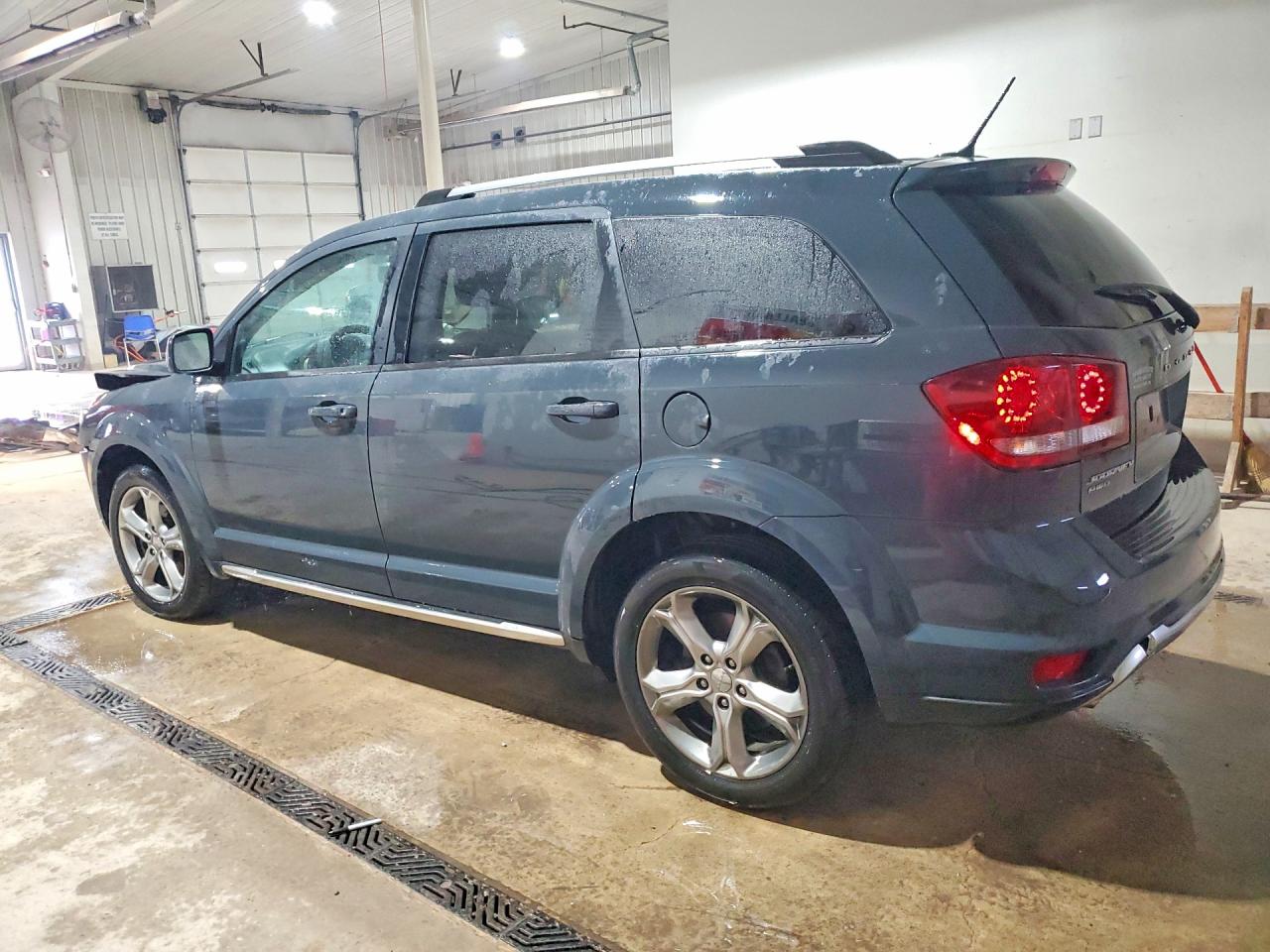 2017 DODGE JOURNEY CROSSROAD photo 3
