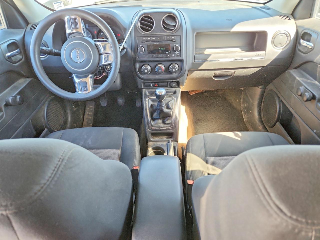 2014 JEEP PATRIOT SPORT photo 22