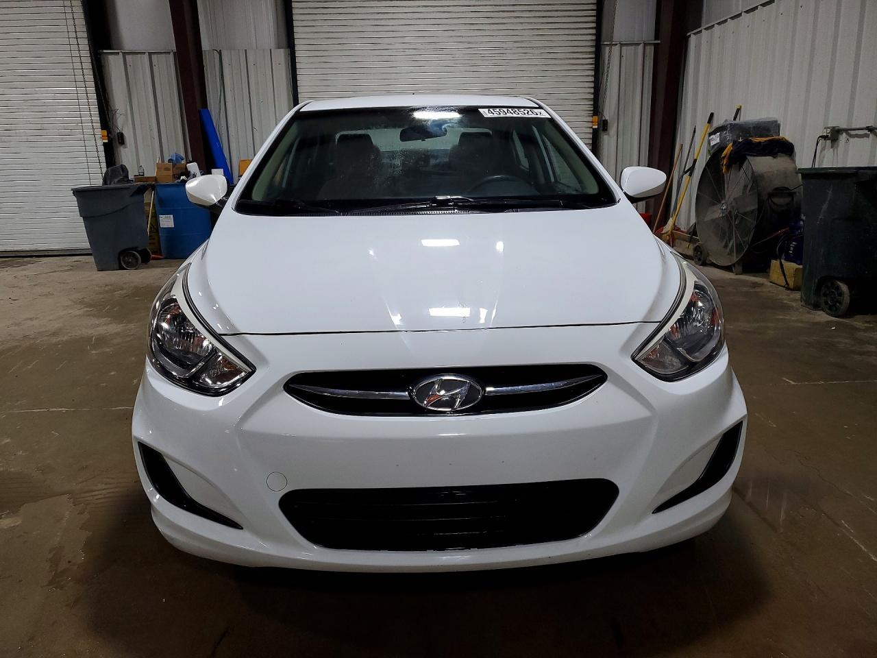 2016 HYUNDAI ACCENT SE photo 9