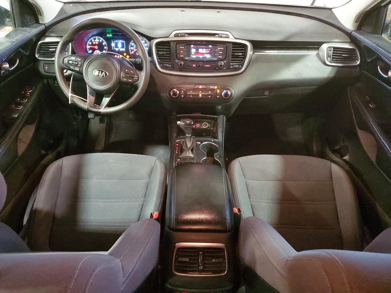 2016 KIA SORENTO LX V6 photo 8