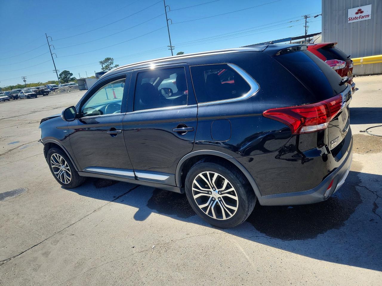 2016 MITSUBISHI OUTLANDER GT photo 2