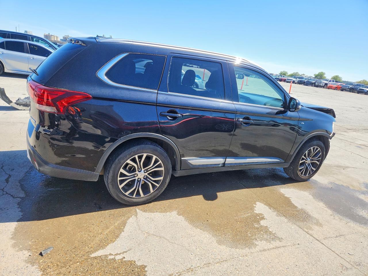 2016 MITSUBISHI OUTLANDER GT photo 3