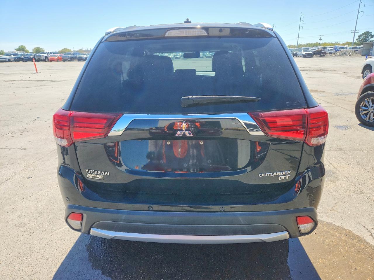 2016 MITSUBISHI OUTLANDER GT photo 6