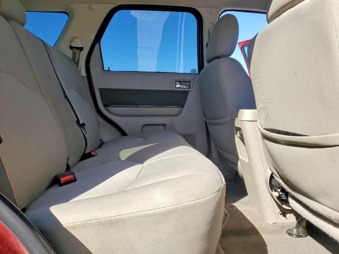 2009 MERCURY MARINER photo 11