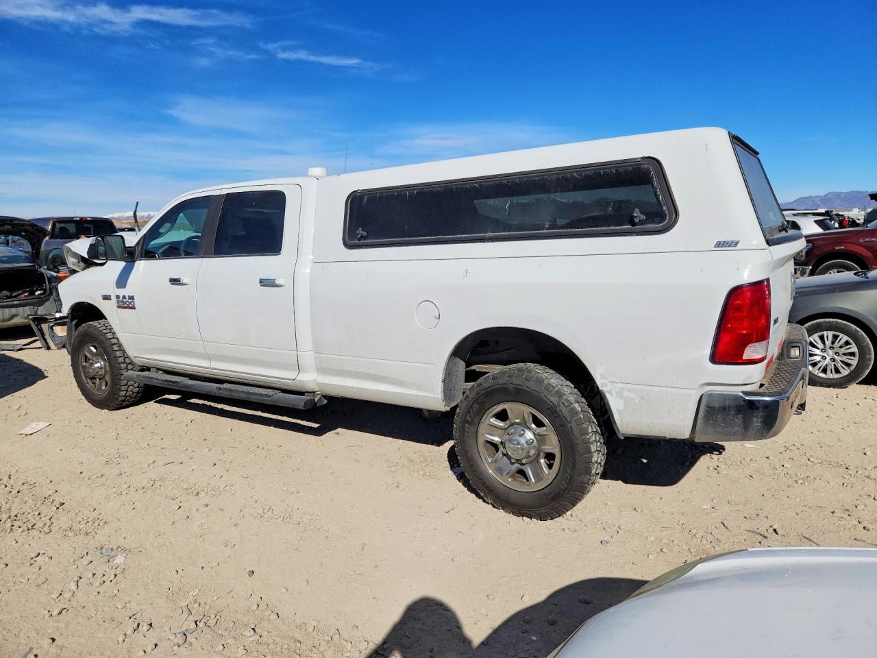 2016 RAM 2500 SLT photo 2