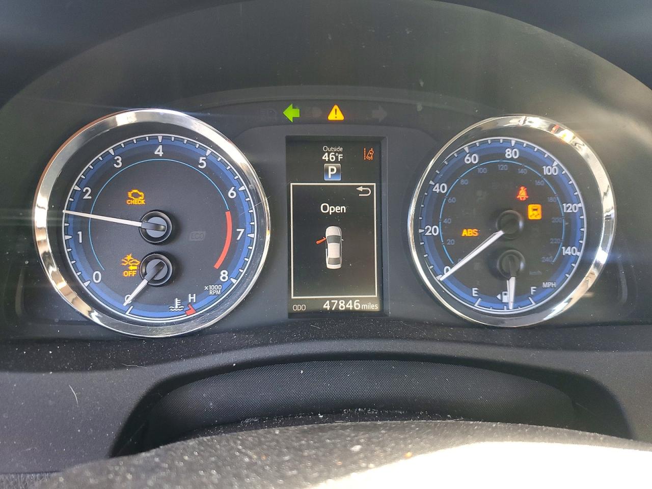 2019 TOYOTA COROLLA SE photo 9