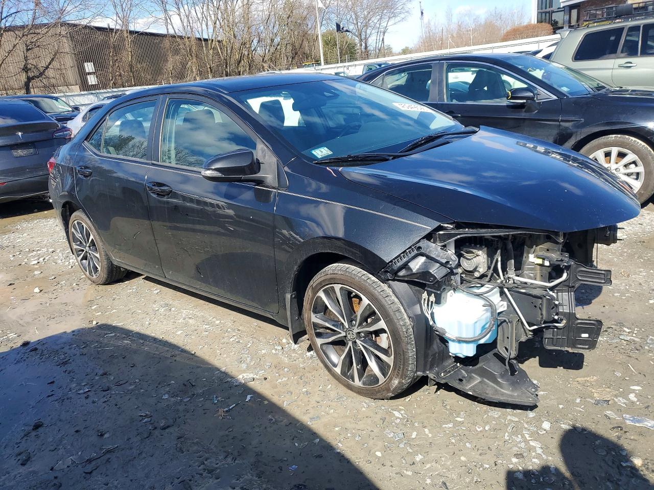 2019 TOYOTA COROLLA SE photo 4