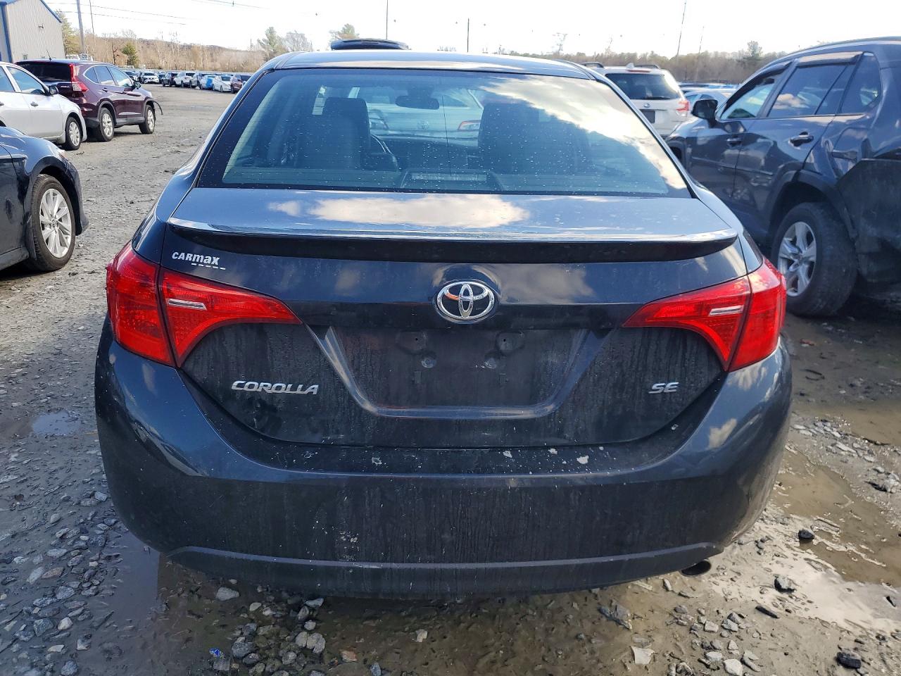 2019 TOYOTA COROLLA SE photo 6