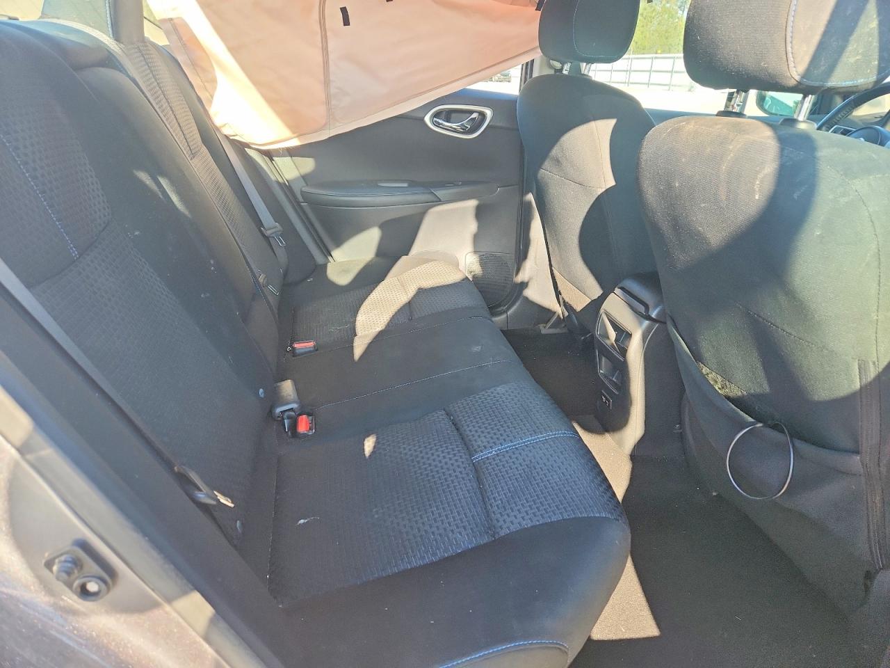 2019 NISSAN SENTRA SR photo 19