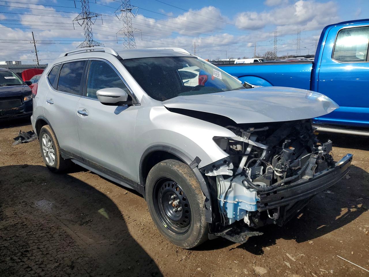 2018 NISSAN ROGUE SV photo 4