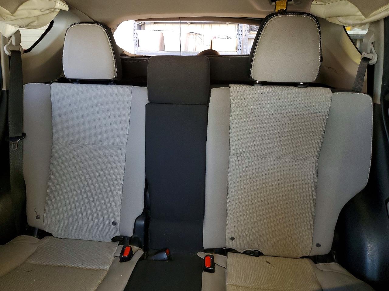 2018 TOYOTA RAV4 XLE photo 10