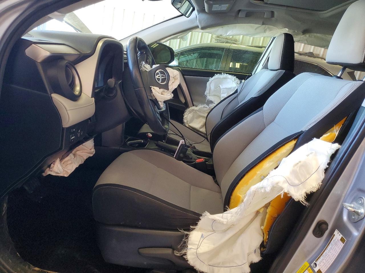2018 TOYOTA RAV4 XLE photo 7