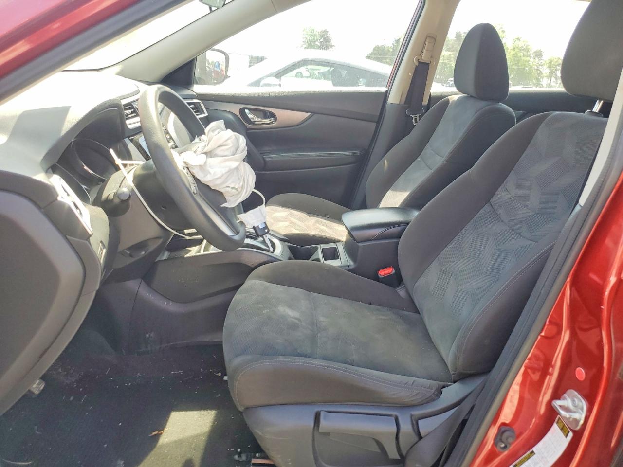 2016 NISSAN ROGUE S photo 7
