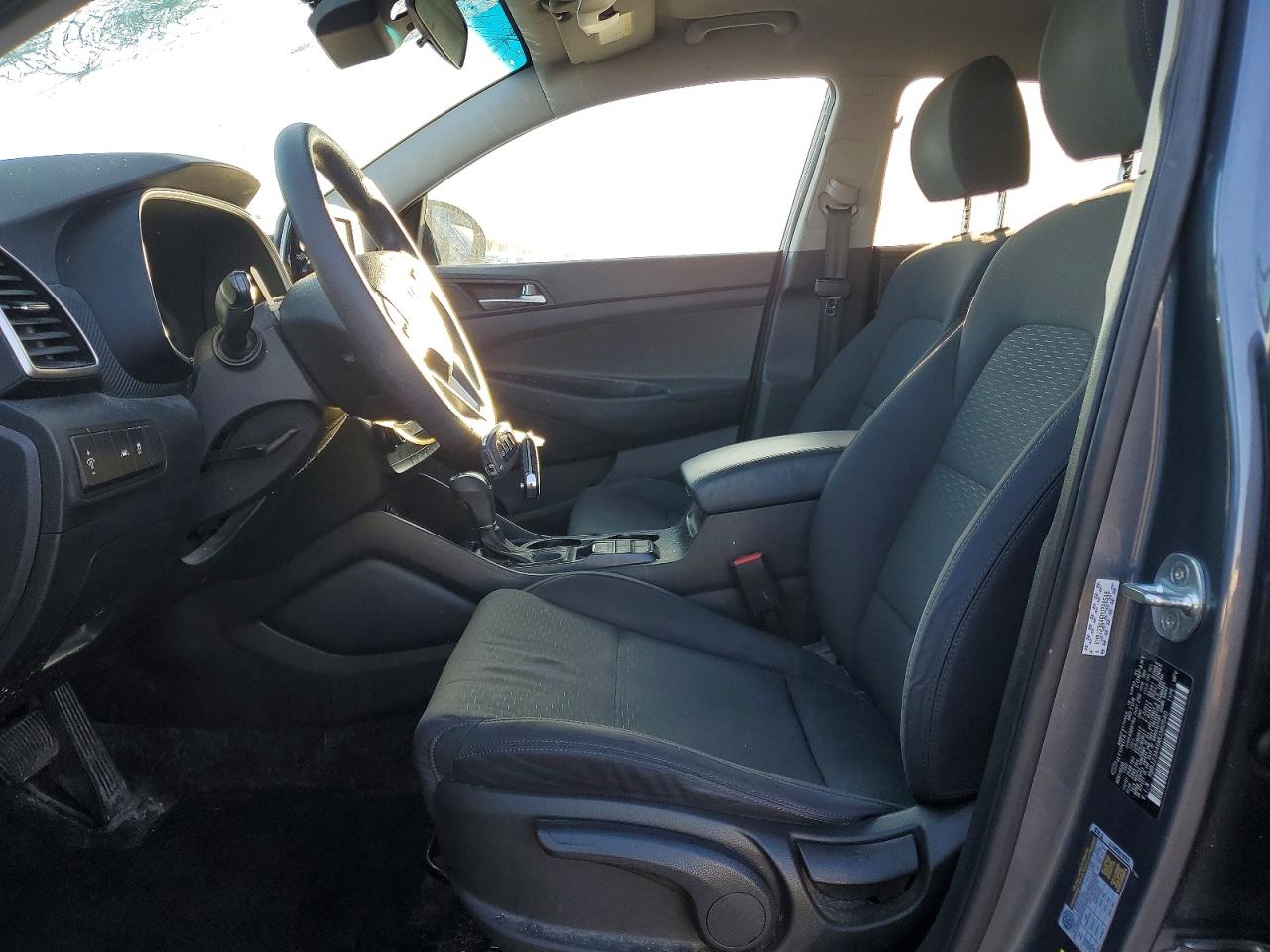 2021 HYUNDAI TUCSON SE photo 13