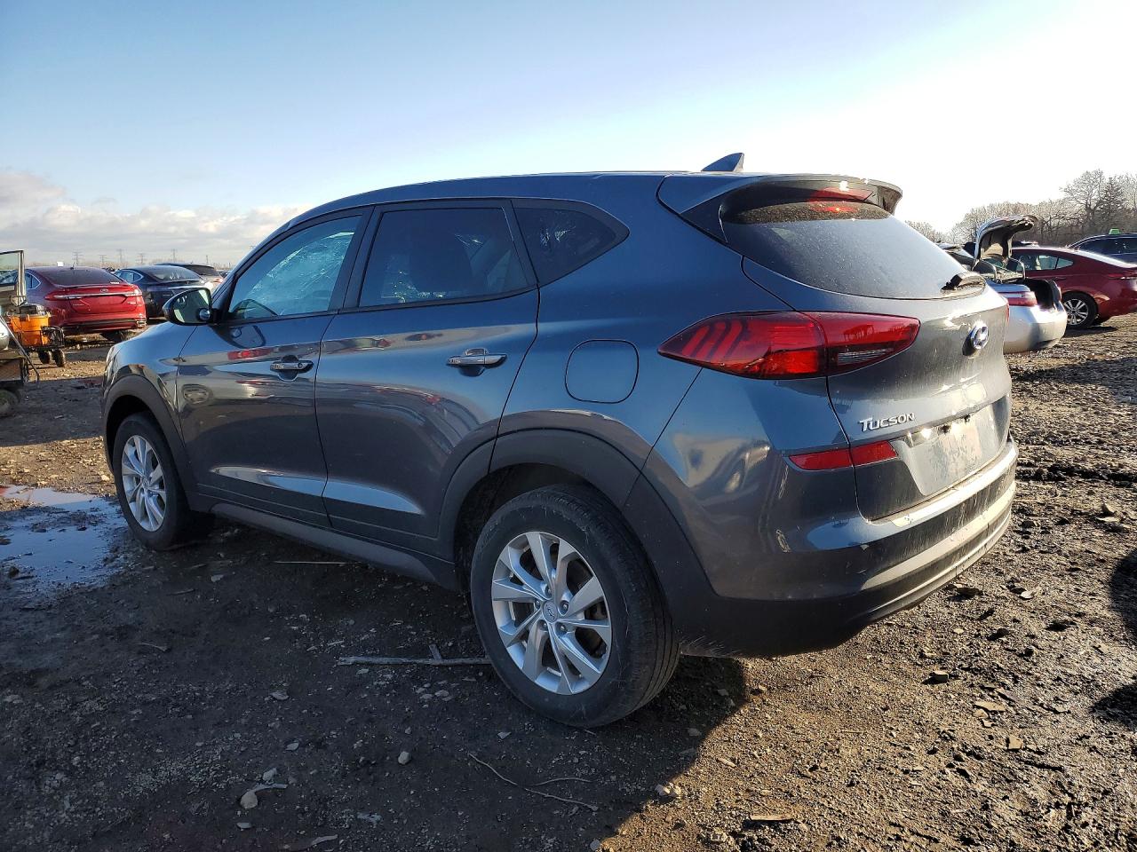 2021 HYUNDAI TUCSON SE photo 3