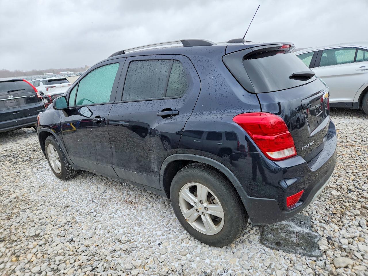 2022 CHEVROLET TRAX 1LT photo 3