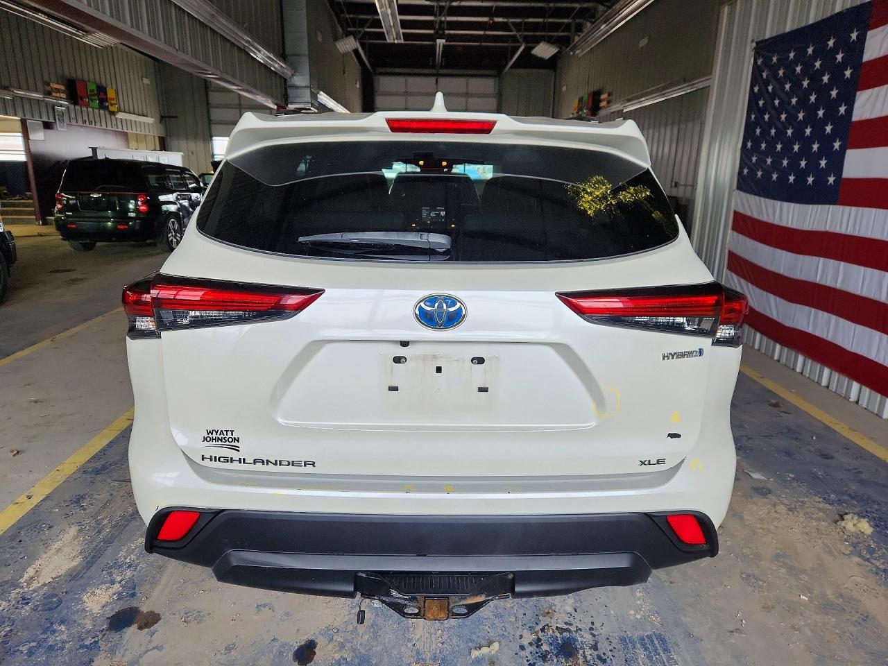 2021 TOYOTA HIGHLANDER HYBRID XLE photo 6
