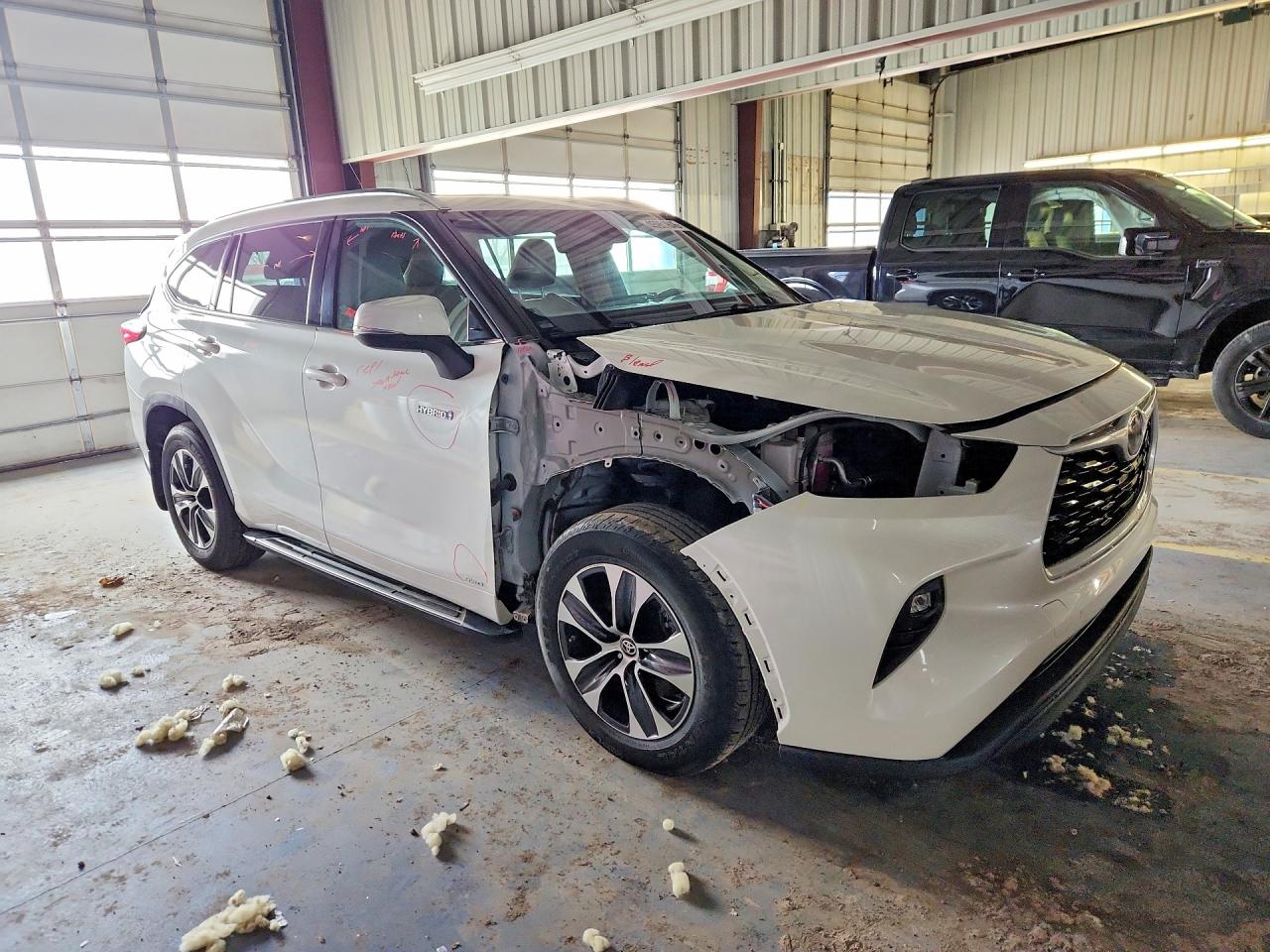 2021 TOYOTA HIGHLANDER HYBRID XLE photo 4