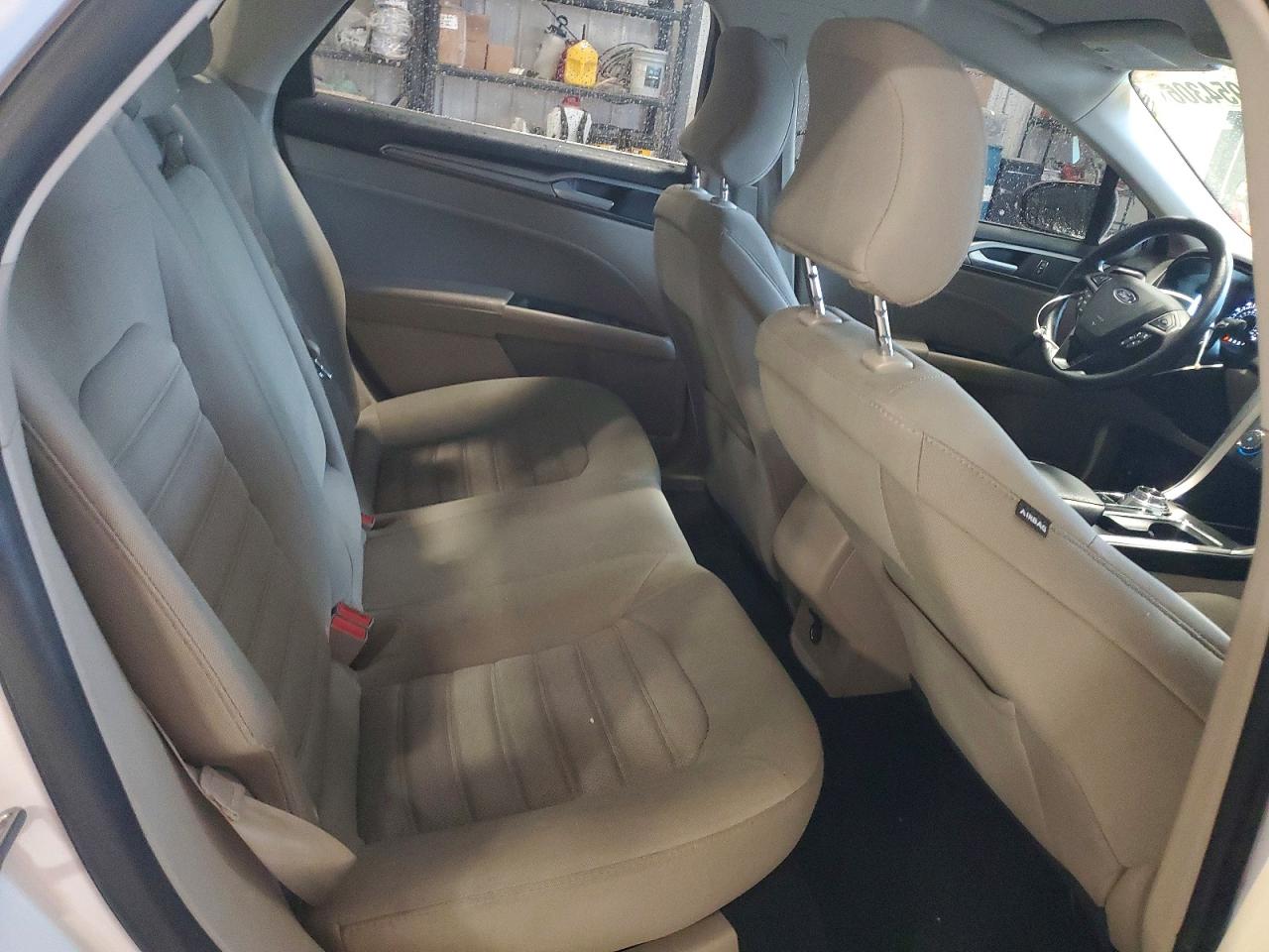 2018 FORD FUSION SE photo 28