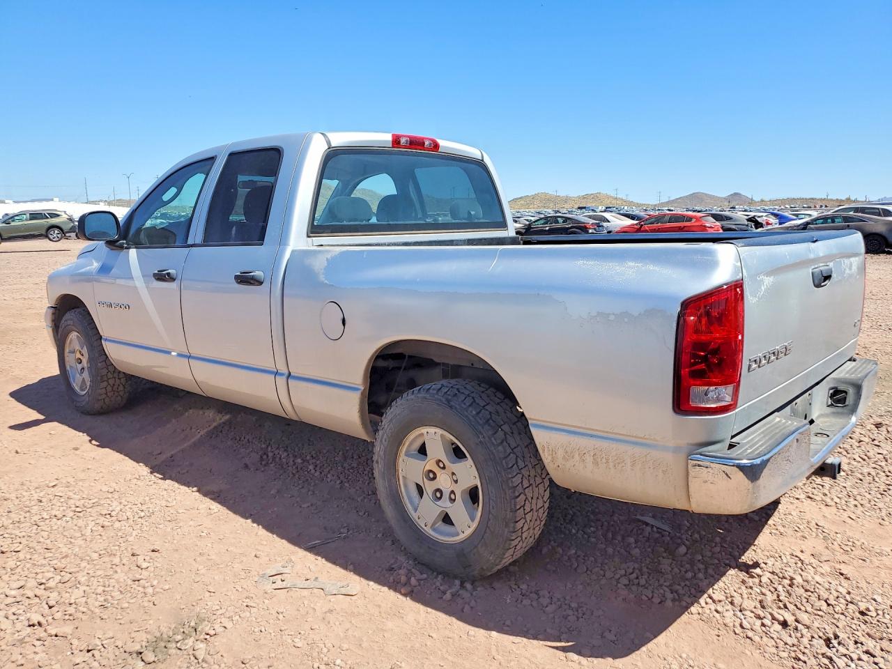 2004 DODGE RAM 1500 ST photo 2