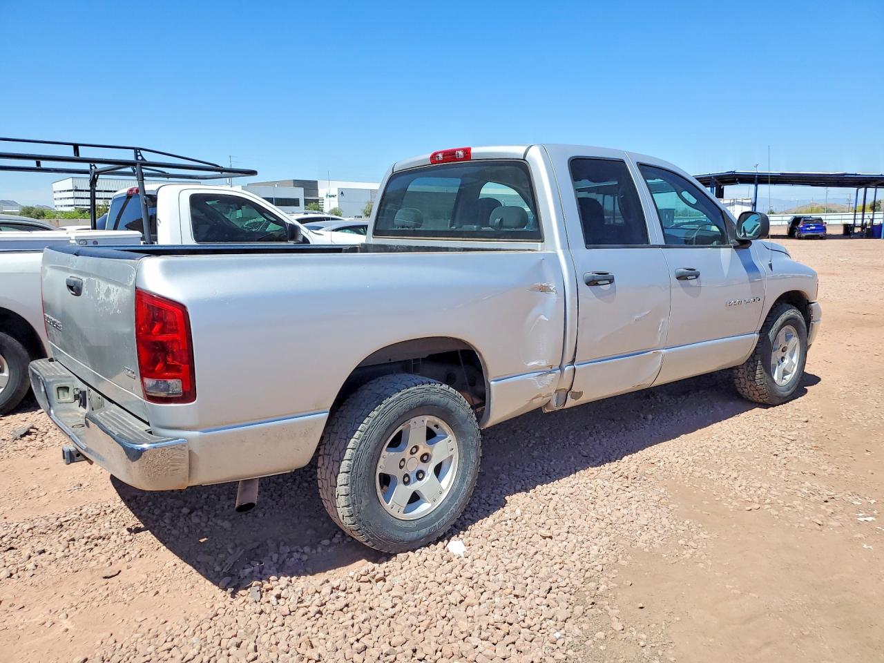2004 DODGE RAM 1500 ST photo 3