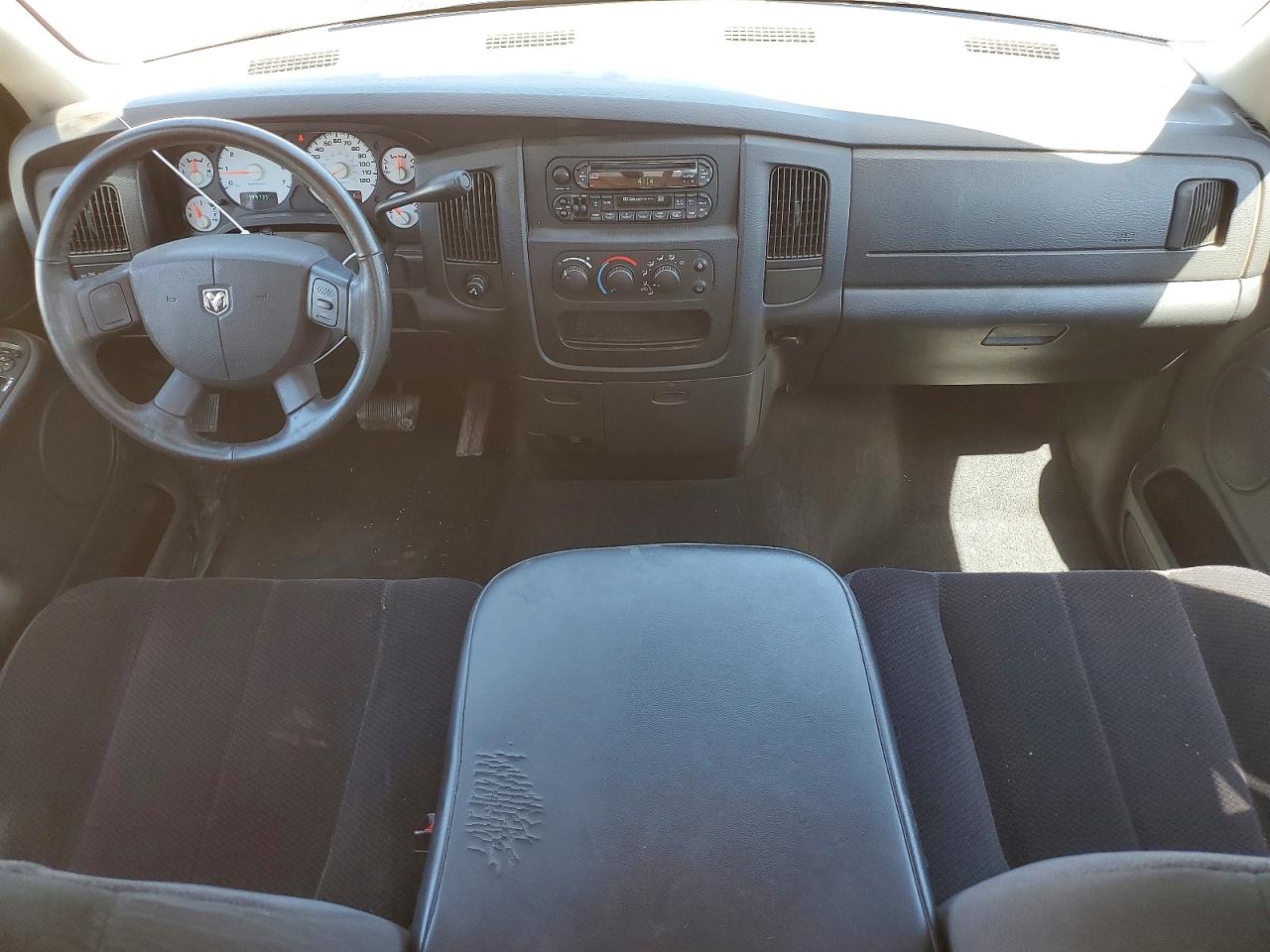 2004 DODGE RAM 1500 ST photo 8