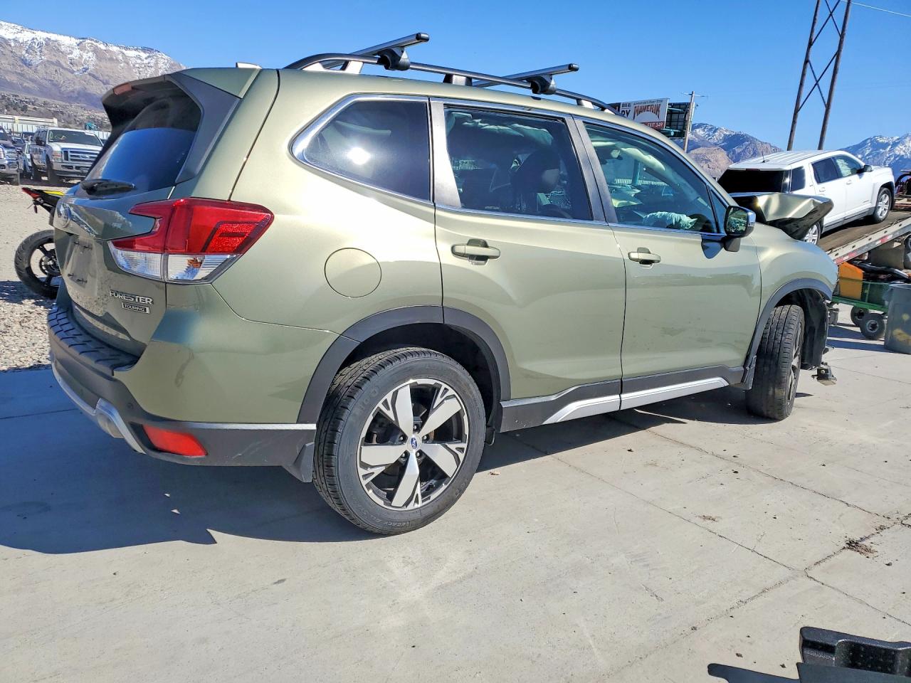 2021 SUBARU FORESTER TOURING photo 3