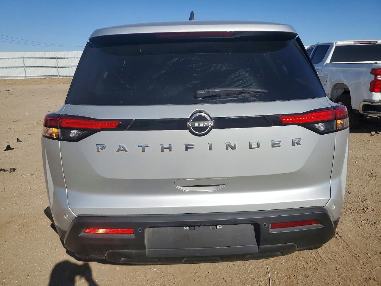 2023 NISSAN PATHFINDER S photo 11