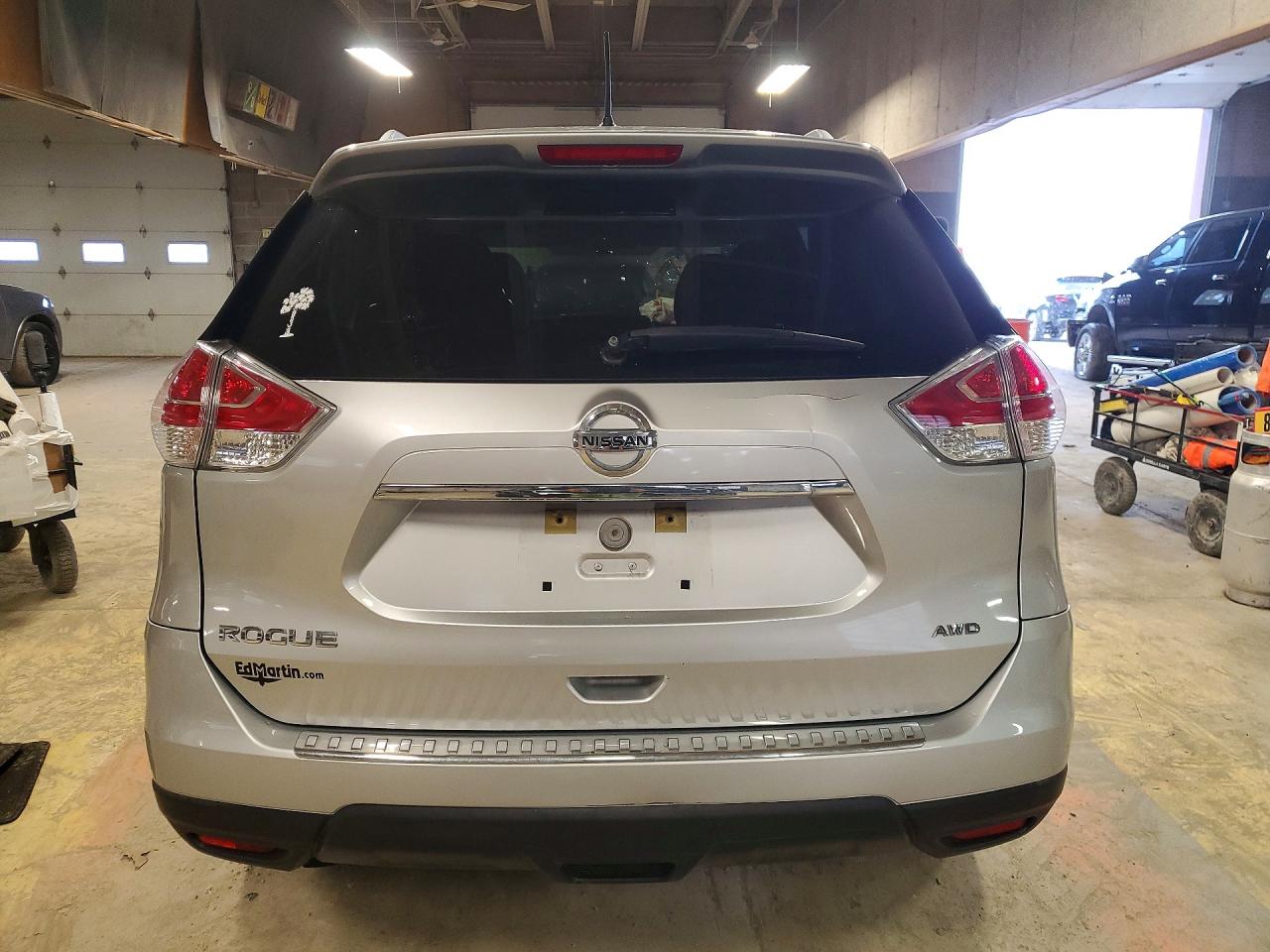2016 NISSAN ROGUE S photo 11
