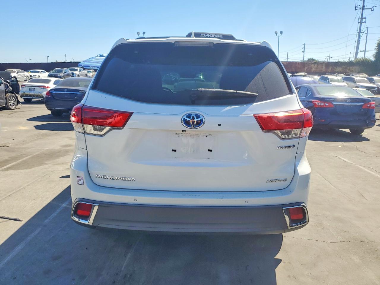 2019 TOYOTA HIGHLANDER HYBRID LIMITED PLATINUM photo 6