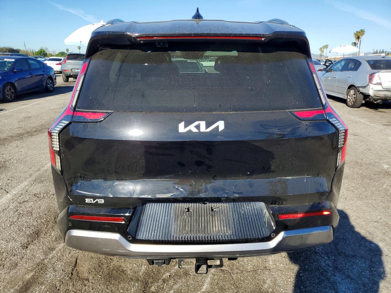 2024 KIA EV9 LAND photo 11