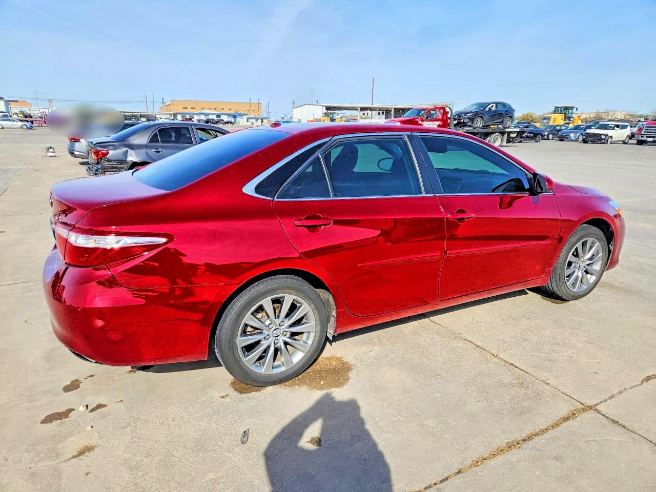 2017 TOYOTA CAMRY XLE photo 3