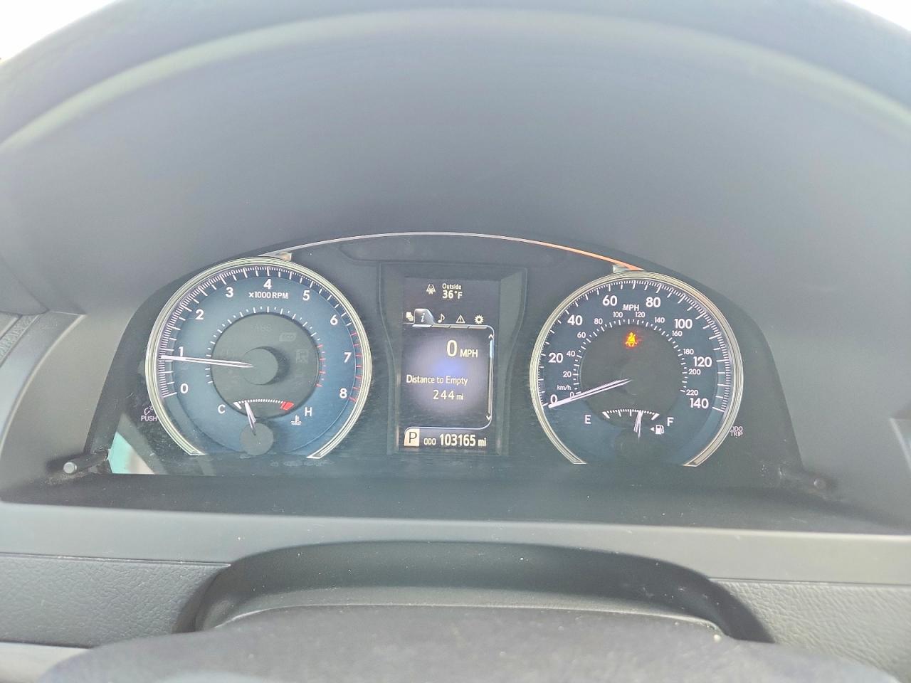 2017 TOYOTA CAMRY XLE photo 9