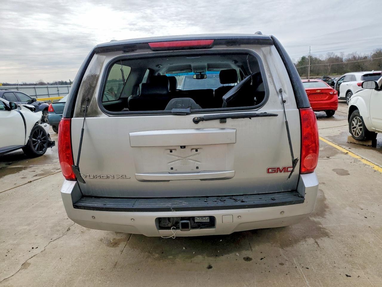 2014 GMC YUKON XL K1500 SLT photo 11