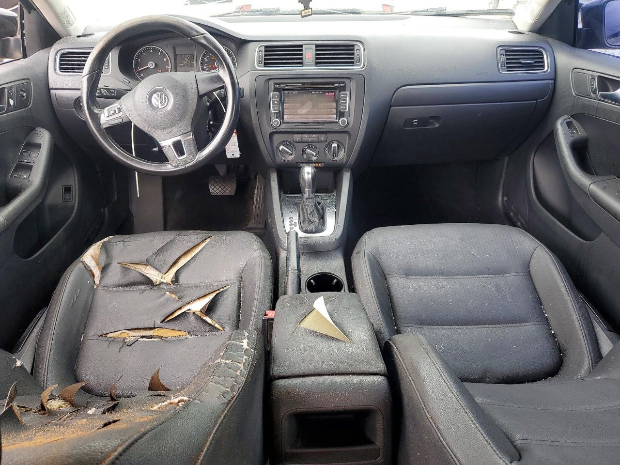 2012 VOLKSWAGEN JETTA SE photo 8