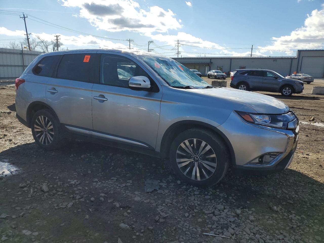 2019 MITSUBISHI OUTLANDER SE photo 10