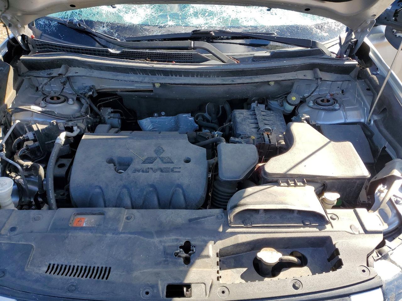 2019 MITSUBISHI OUTLANDER SE photo 34