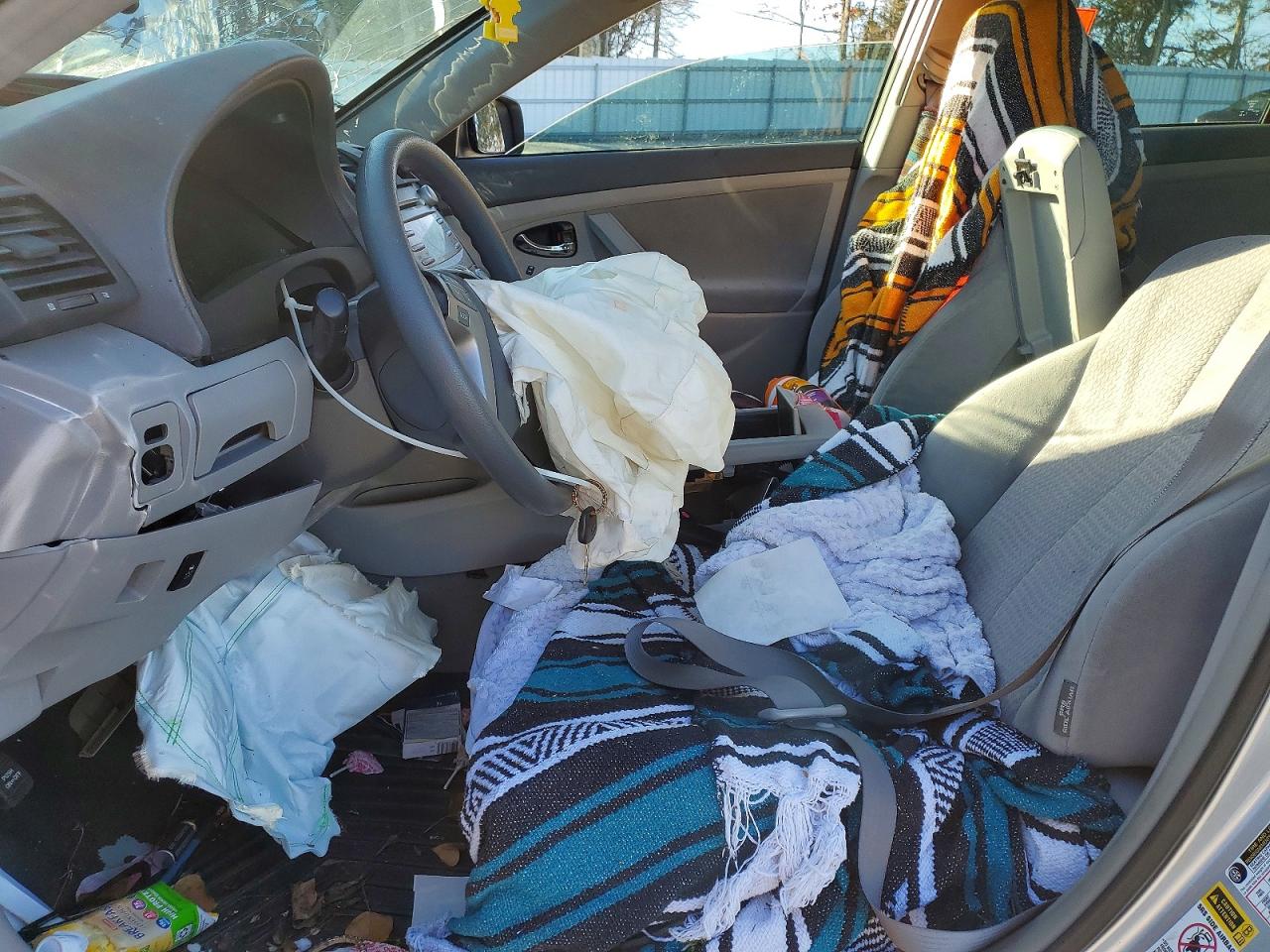 2010 TOYOTA CAMRY BASE photo 13
