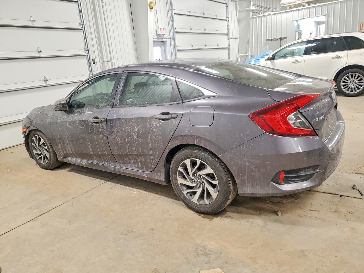 2016 HONDA CIVIC EX photo 2