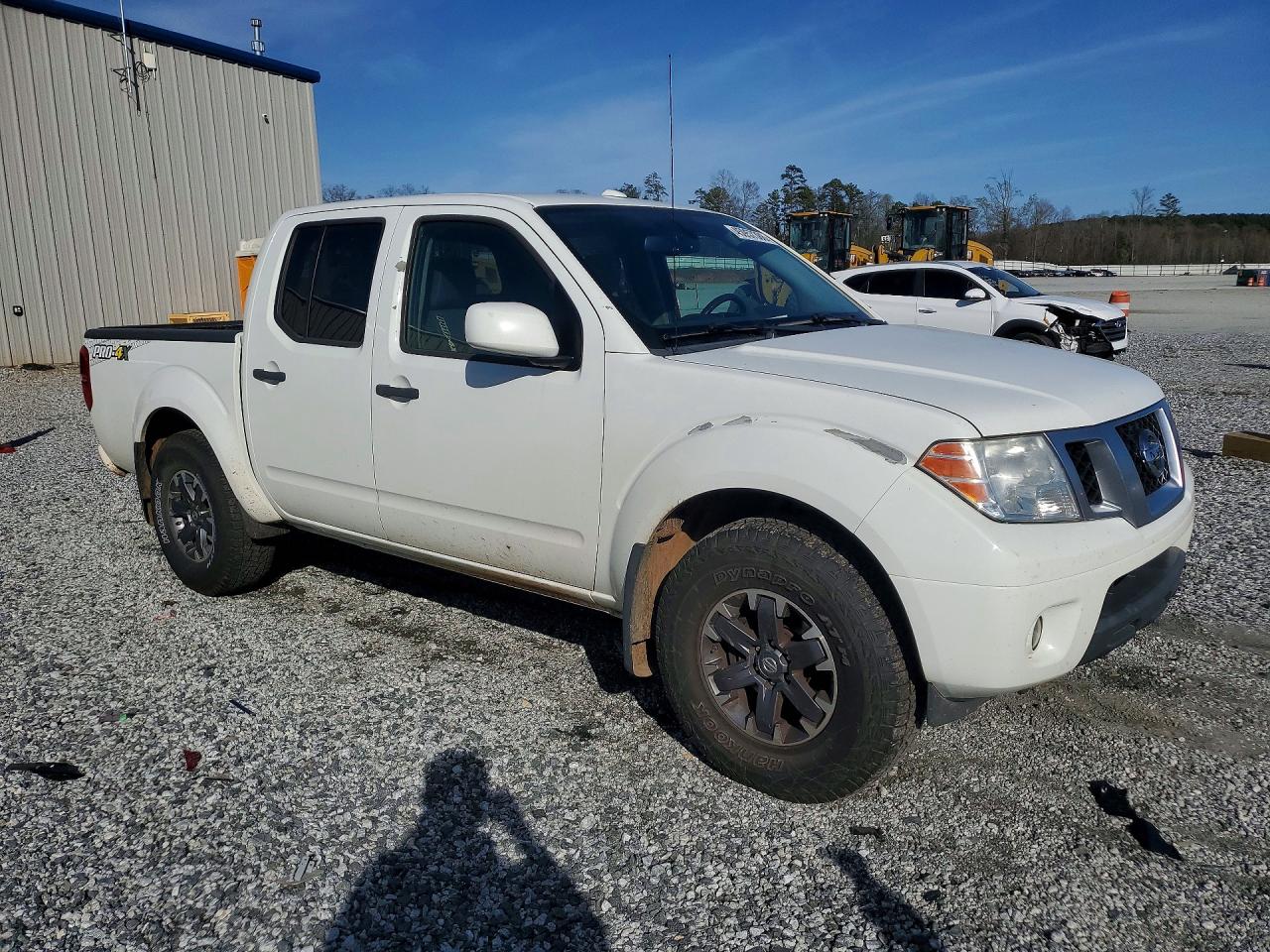 2018 NISSAN FRONTIER PRO-4X photo 7