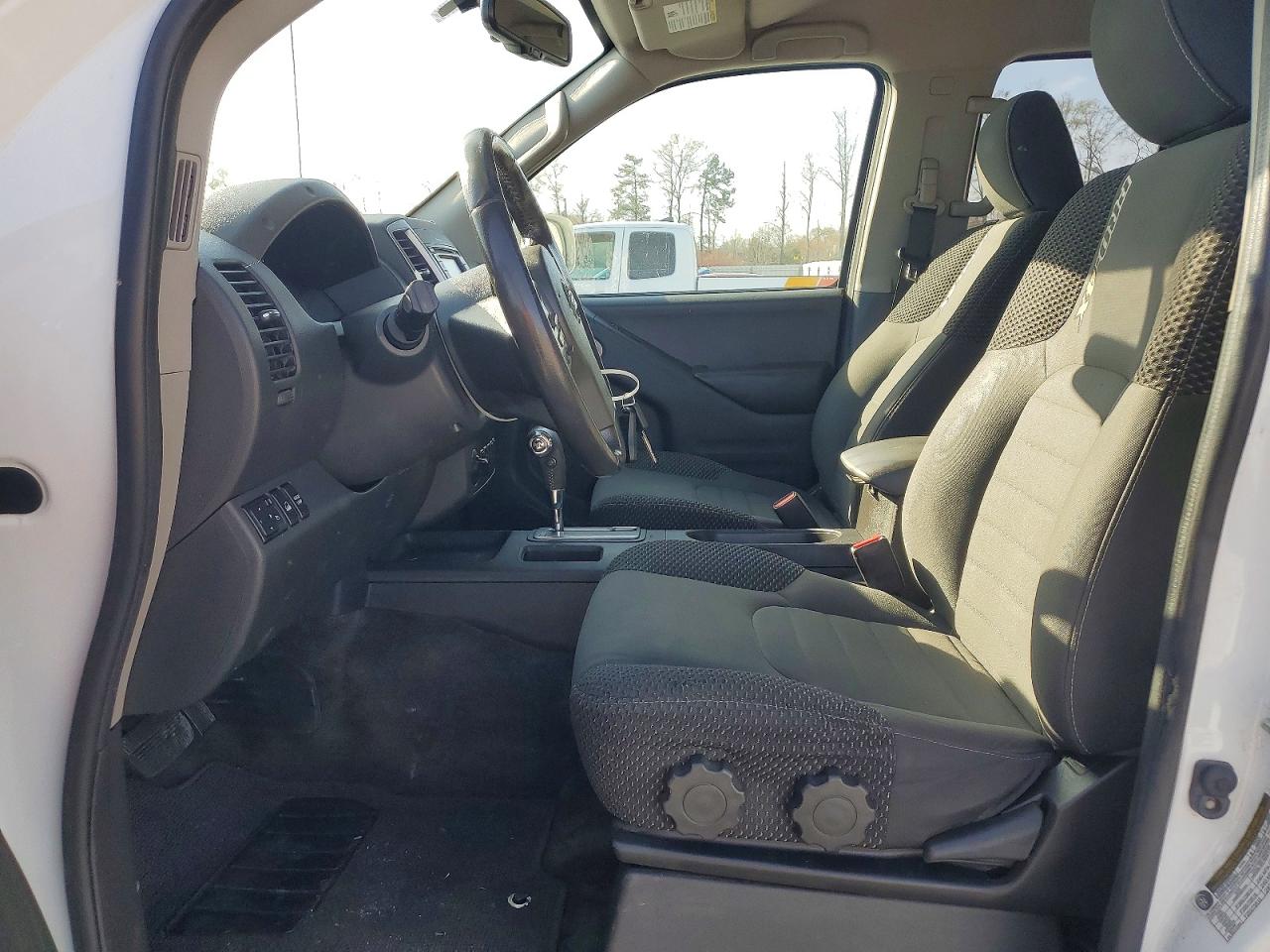 2018 NISSAN FRONTIER PRO-4X photo 13
