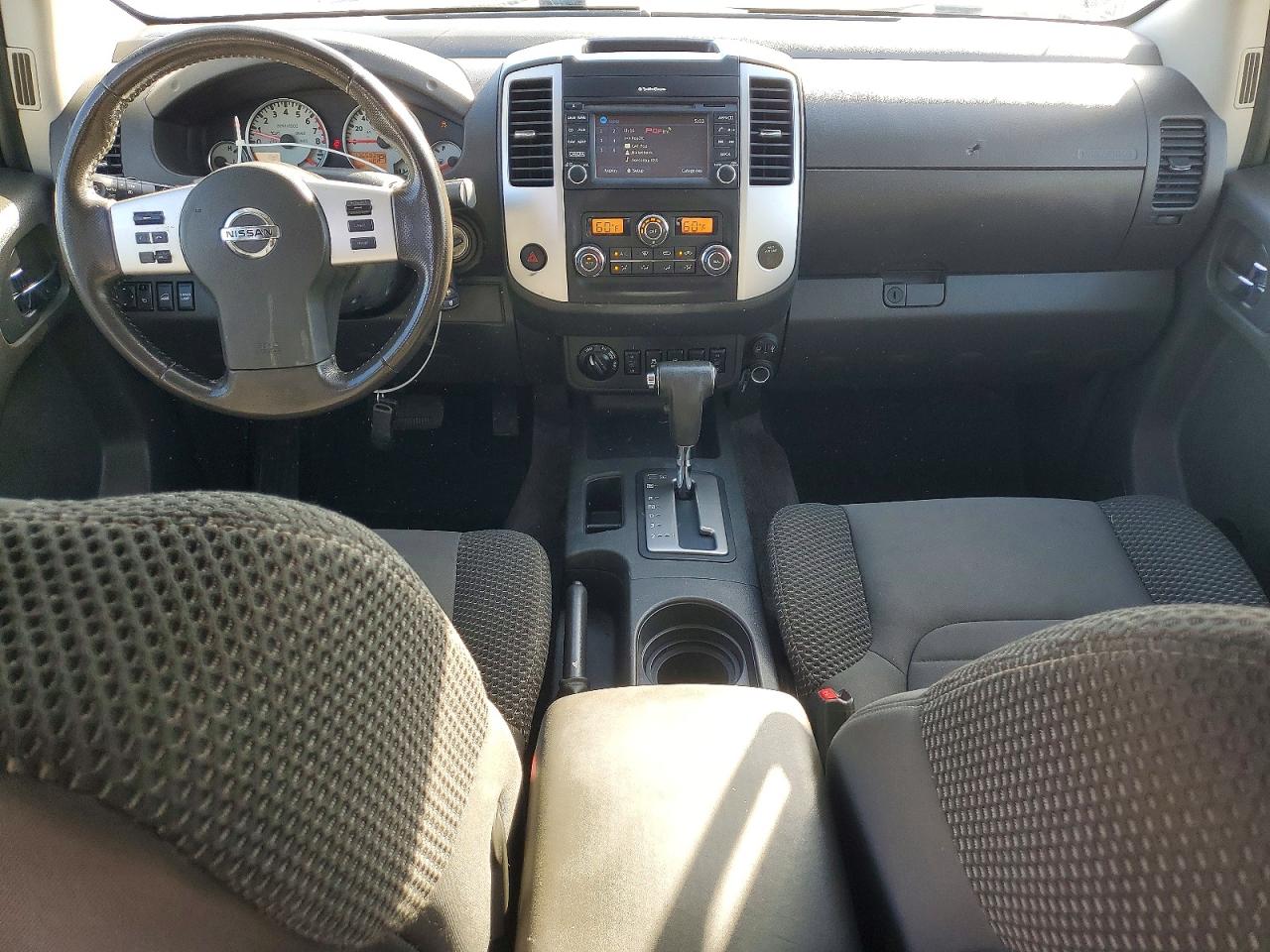 2018 NISSAN FRONTIER PRO-4X photo 15