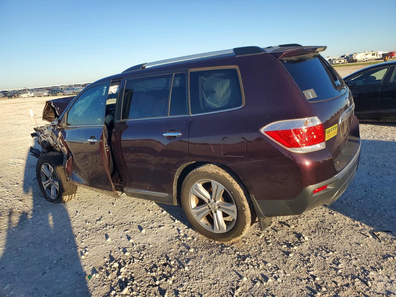 2013 TOYOTA HIGHLANDER LIMITED photo 2