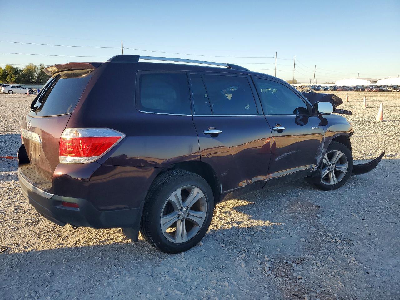 2013 TOYOTA HIGHLANDER LIMITED photo 3