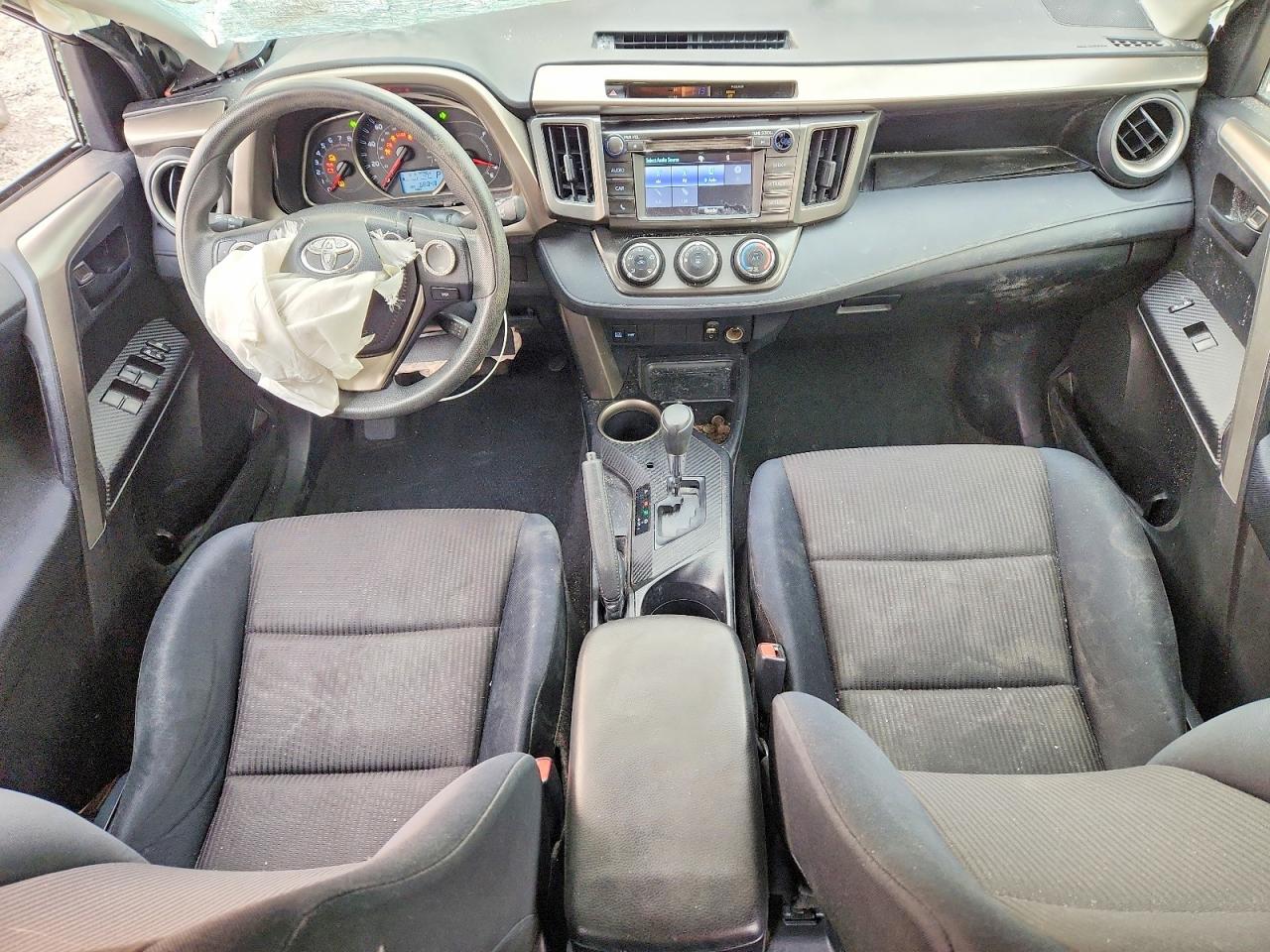 2014 TOYOTA RAV4 LE photo 15