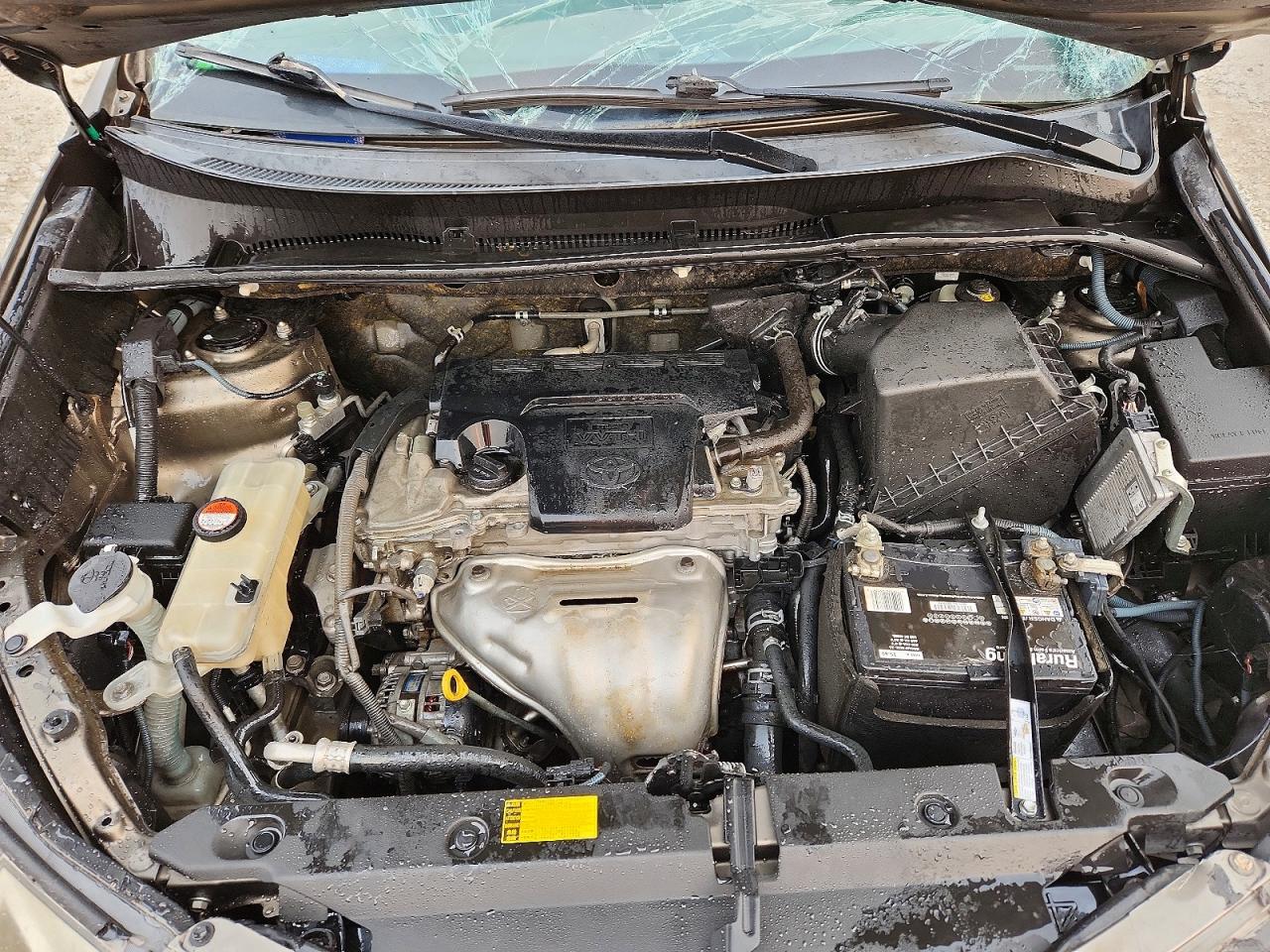 2014 TOYOTA RAV4 LE photo 23