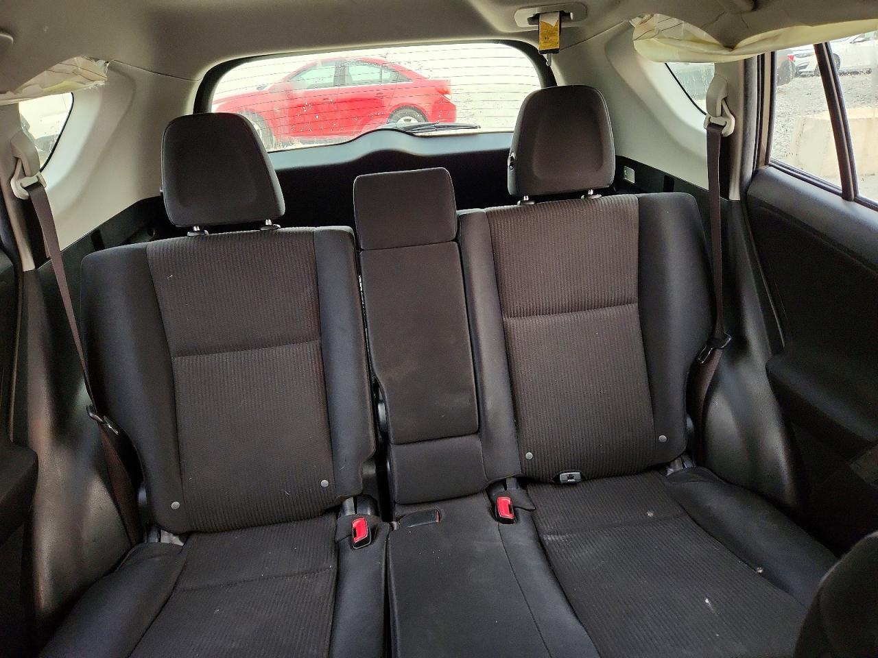 2014 TOYOTA RAV4 LE photo 19